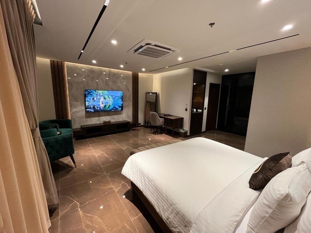 Jacaranda Heights Hotel Islamabad Luaran gambar
